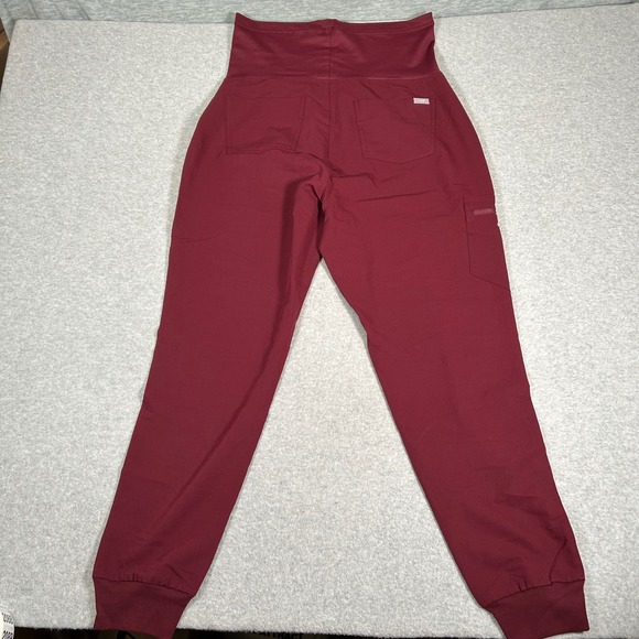 FIGS Zamora Maternity Scrub Pants Womens Medium Burgundy Technical Jogger NWT - Picture 3 of 10